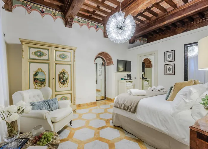 Lucca Heritage Retreat