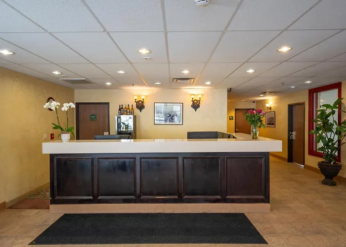 Silverland Inn