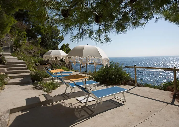 Villa Santa Maria - Luxury Sea View Rooms