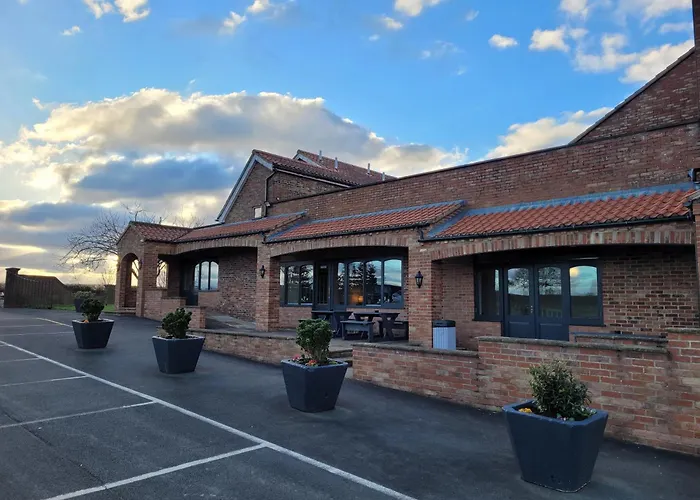 The White Horse Lodge Hotel