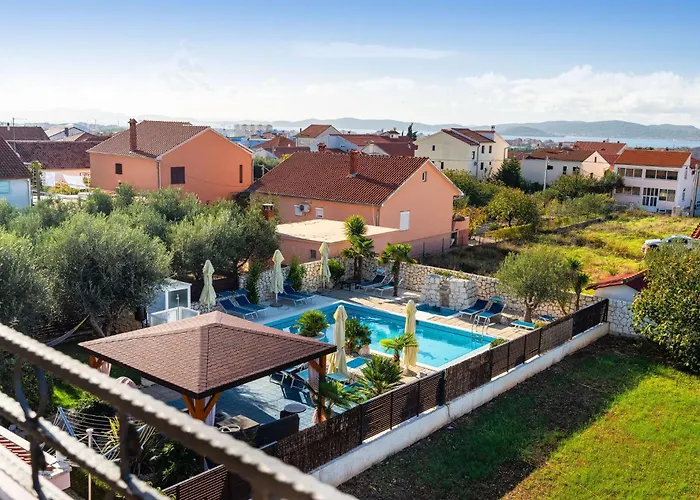 Villa Dalmatina Zadar Mit Pool