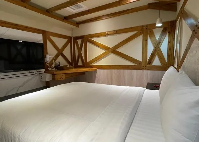 Benz Hotel