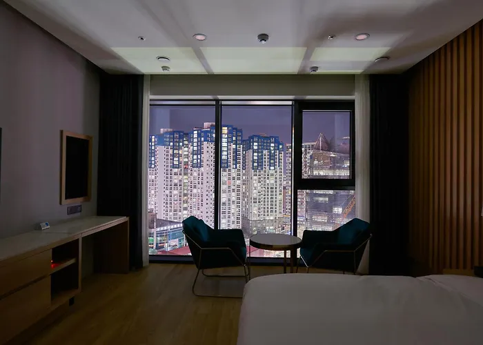 Cs Hotel
