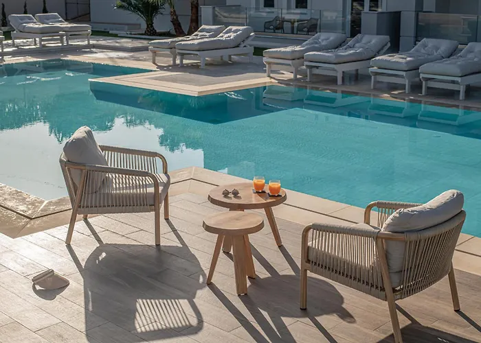 Filia Luxury Suites