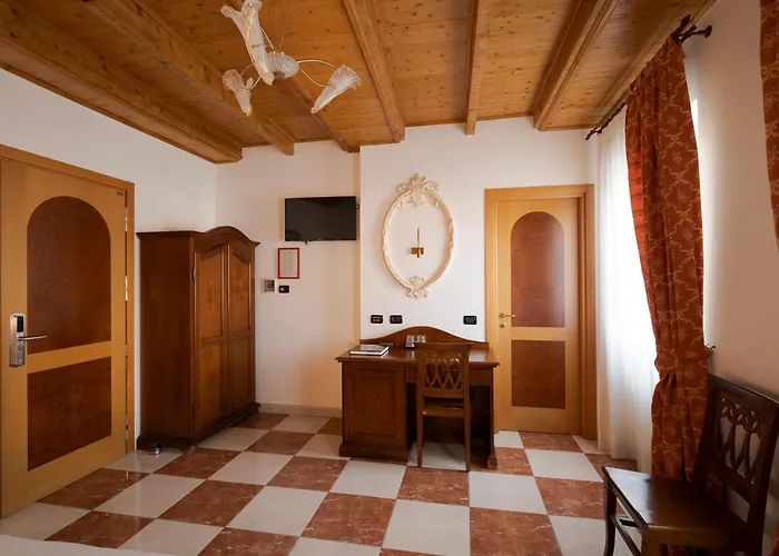 Hotel Ungheria Varese 1946