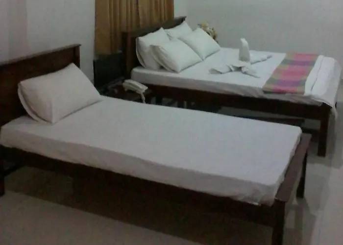 Vintop Hotel & Homestays Gampaha