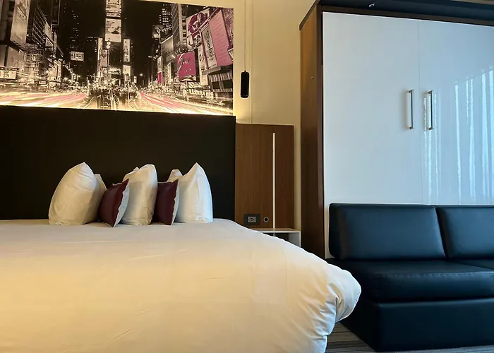 Grand Hotel Times Blainville-Mirabel