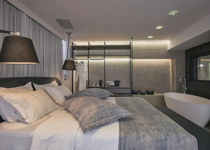 Sweet Home Hotel