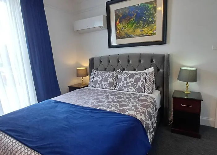 Art Hotel On York