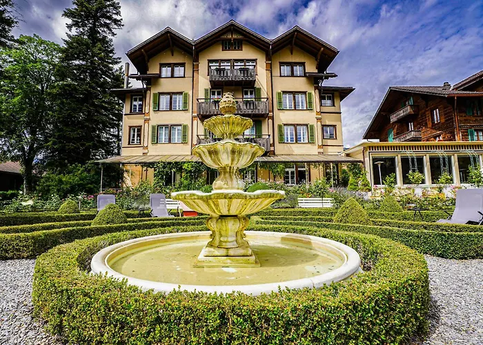 Alpenrose Hotel And Gardens