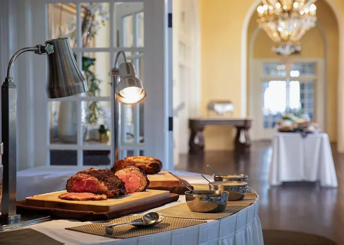Grand Galvez Resort, Autograph Collection