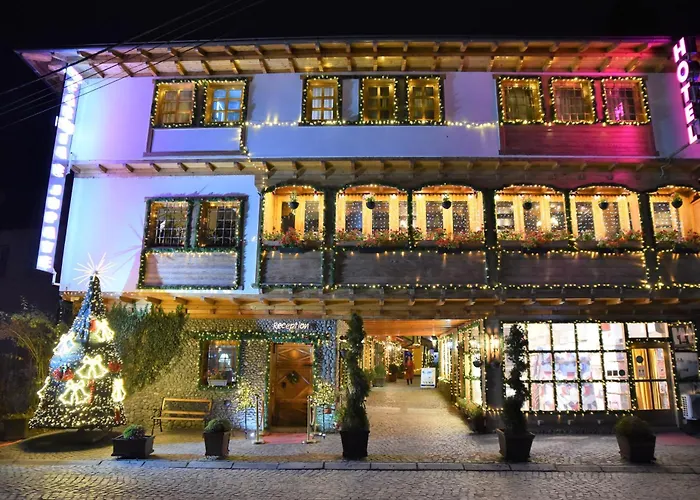 Hotel Carshia E Jupave