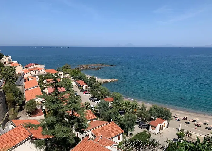 Testa di Monaco - Natural Beach Village