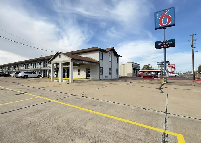 Motel 6-Dyersburg, Tn