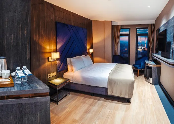 Westdoor Hotel