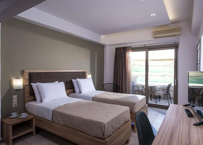 Thania Seaside Smotel - Adults Only