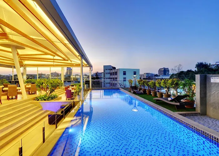 Iris The Business Hotel