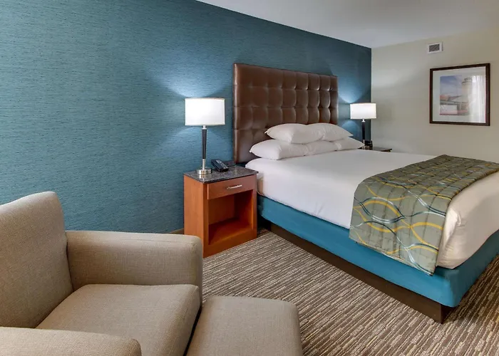 Pear Tree Inn St. Louis Airport
