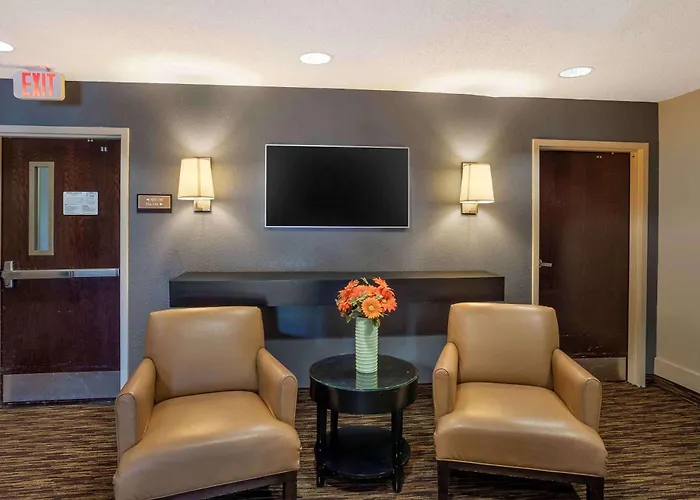 Suburban Studios Exton - Philadelphia Great Valley