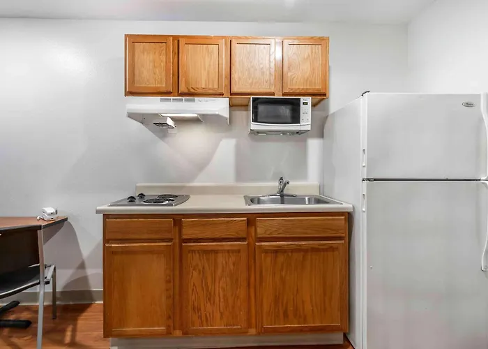 Extended Stay America Select Suites - Laredo
