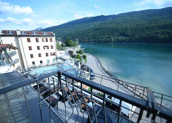 Hotel Celis