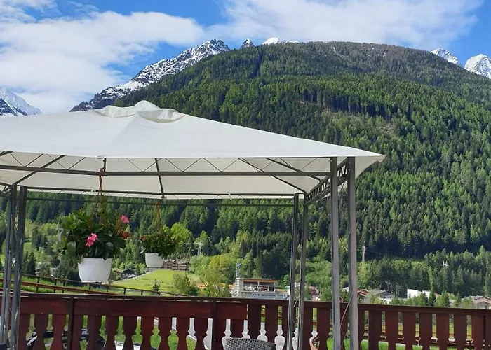 Hotel Veduta Dell'Adamello
