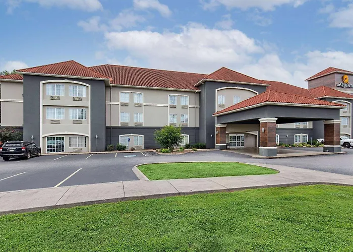La Quinta By Wyndham Bowling Green