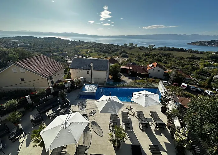 La Vista Luxury Villa
