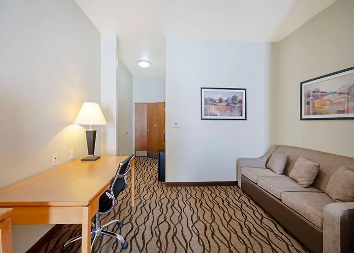 Best Western Plus Guymon Hotel & Suites