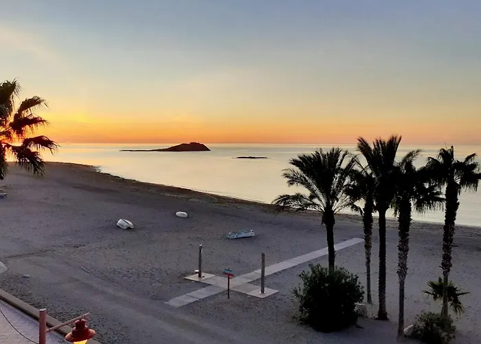 Hotel Alboran