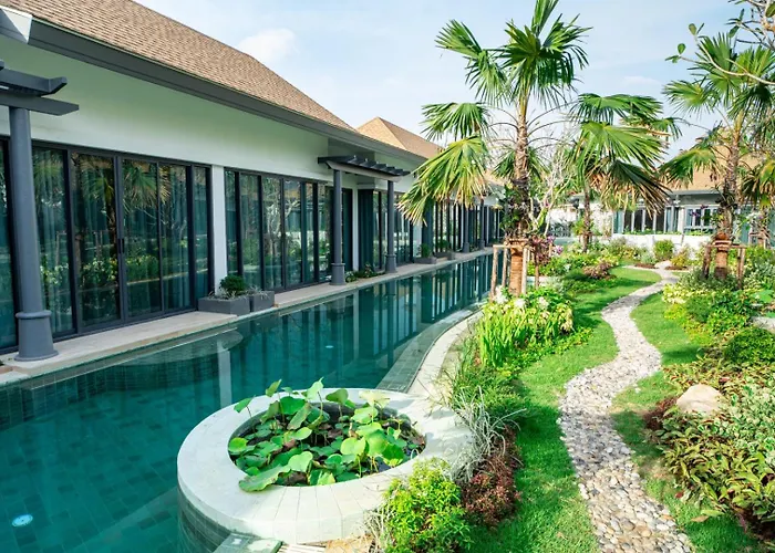 Tajh Pool Villas