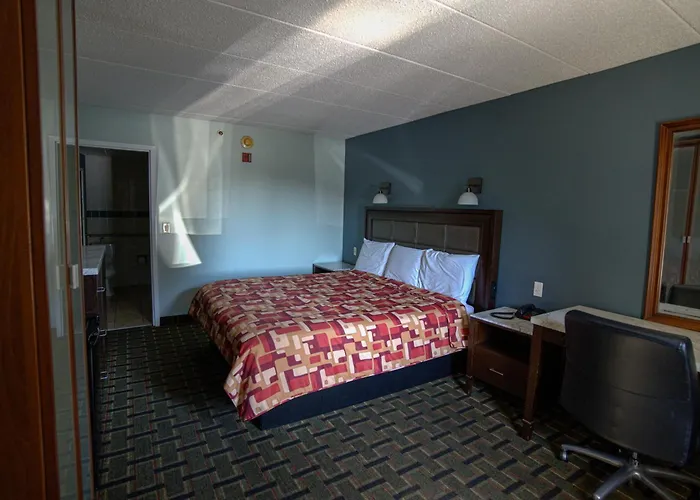 Excel Inn & Suites