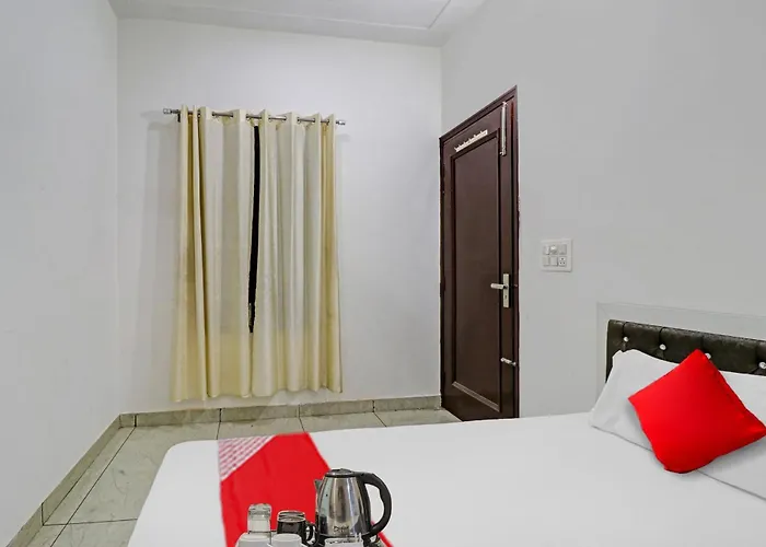 Oyo Flagship Hotel Royal Inn