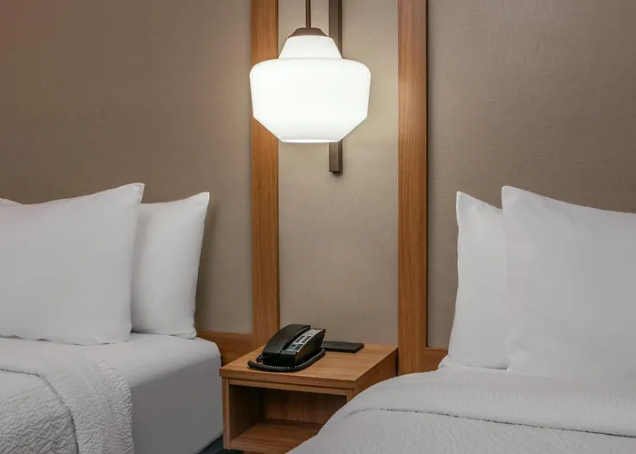 Fairfield Inn & Suites By Marriott Brunswick Freeport
