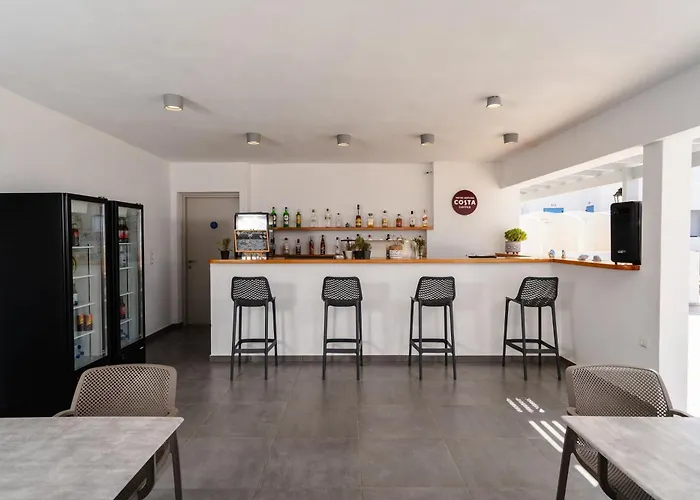 Evripus Suites