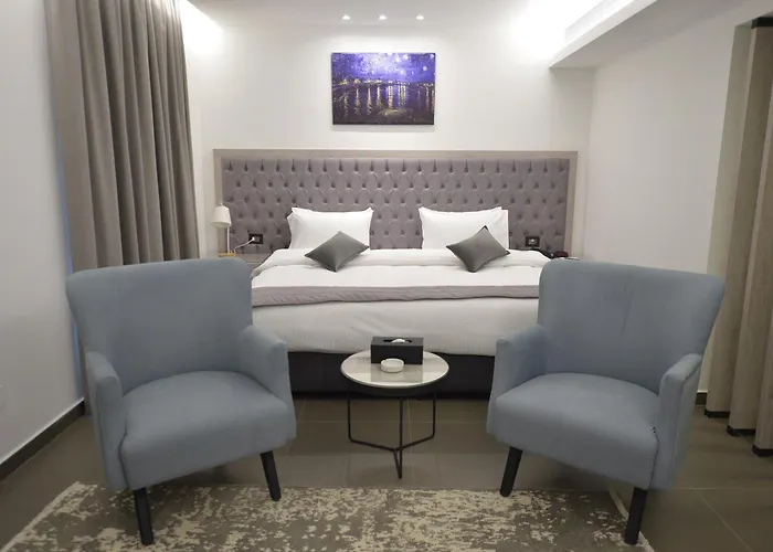 Zett Hotel