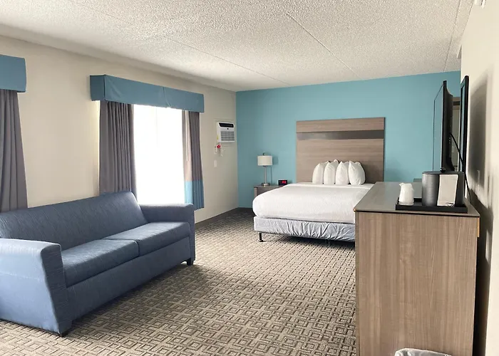 Days Inn & Suites By Wyndham Spokane