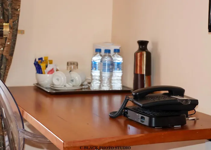 Meet Mekaar Resorts - Nquthu Hotel