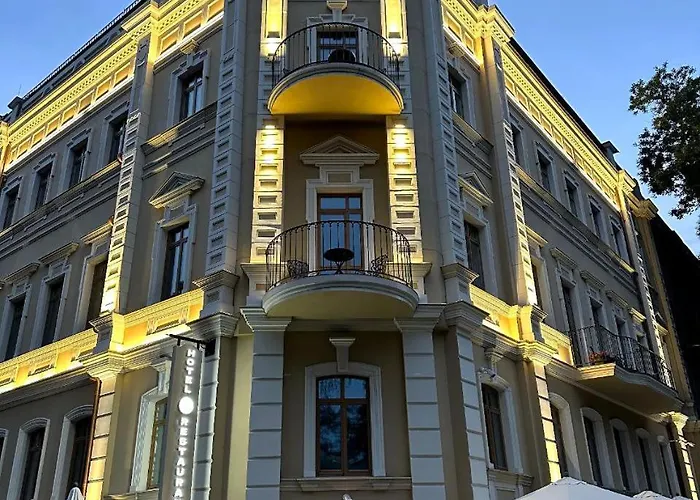 Dvoryansky Hotel