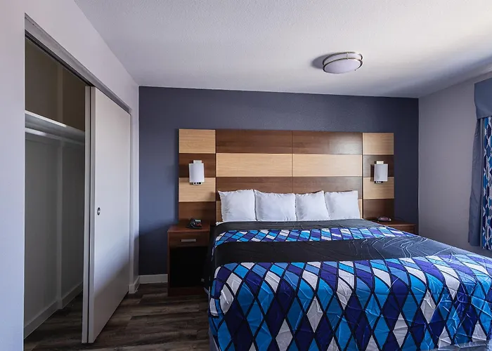 Coratel Inn And Suites By Jasper Saint Paul Minneapolis Inver Grove Heights