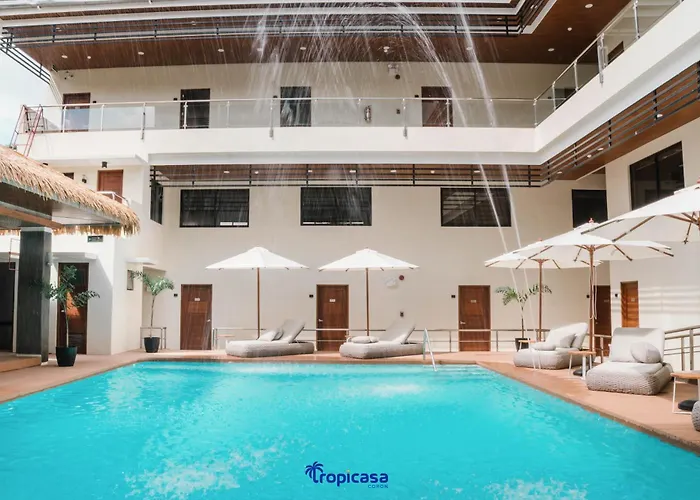 Tropicasa Hotel