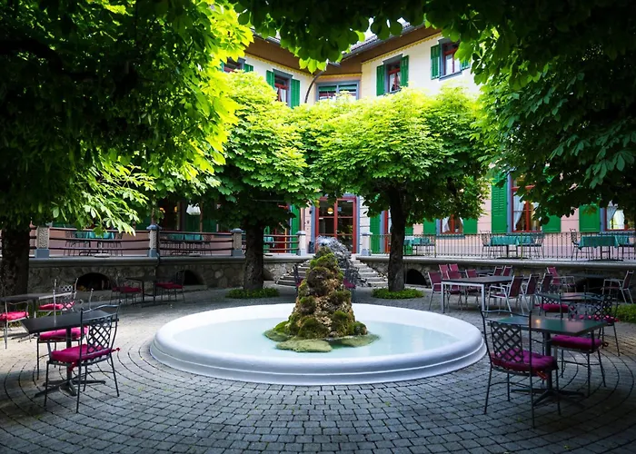 FLÜHLI Hotel Kurhaus