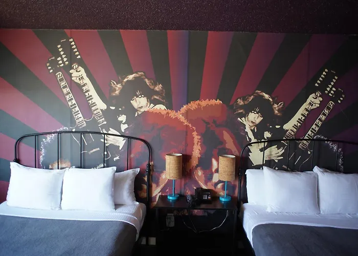 Huntington Surf Inn