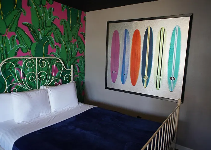 Huntington Surf Inn
