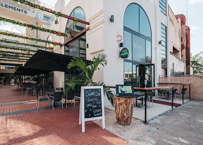 Elements Hotel & Shops Curacao