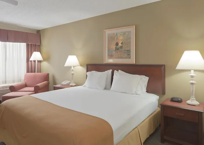 Holiday Inn Express Evansville - West By Ihg