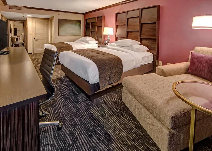 Doubletree By Hilton Decatur Riverfront