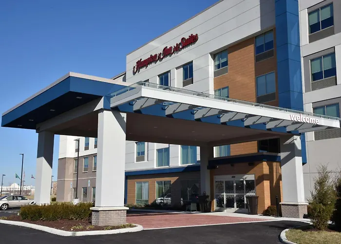 Hampton Inn & Suites Cincinnati Liberty Township