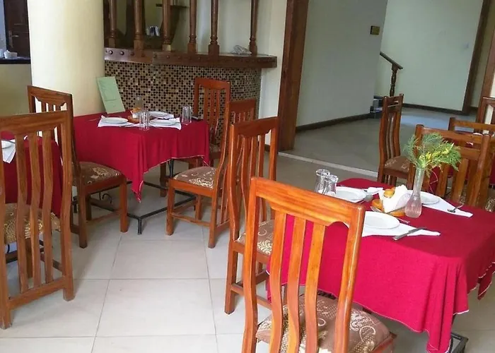 Bright Star Hotel & Safaris