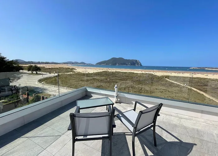 Lujosa casa en primera línea playa increibles vistas mar